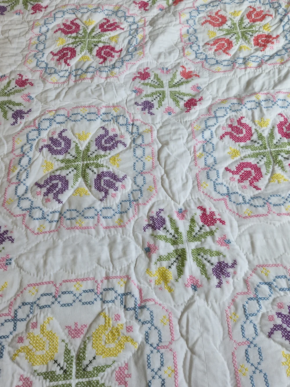 Vintage Handmade Floral Tulip Quilt Set - Signed Heirloom 3-Piece Lace Edge